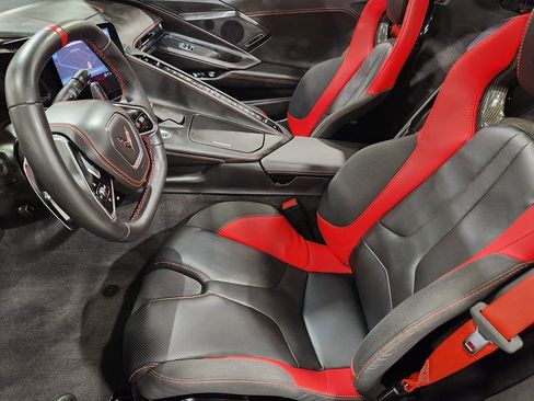 Used 2023 Chevrolet Corvette Stingray Premium Cpe w/ Z51 Performance Package RWD image 29