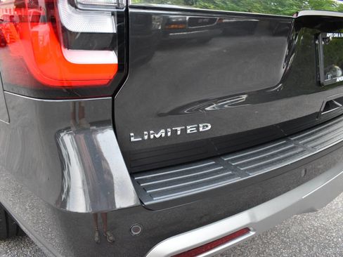 Used 2024 Ford Expedition Max Limited AWD/4WD image 34