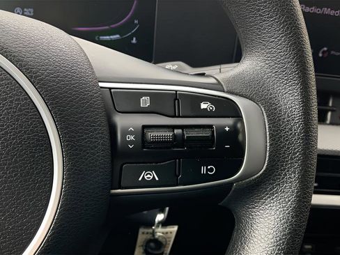 Used 2024 Kia Sportage LX image 27
