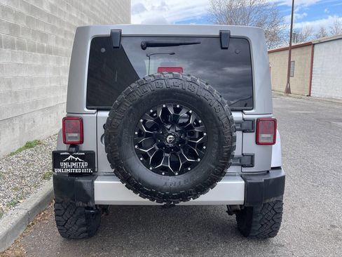 Used 2013 Jeep Wrangler Unlimited Sahara w/ Connectivity Group image 2