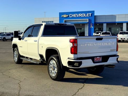 Used 2022 Chevrolet Silverado 2500 High Country w/ Z71 Off-Road Package image 8