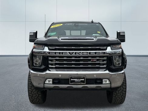 Used 2020 Chevrolet Silverado 2500 LTZ w/ LTZ Premium Package image 3
