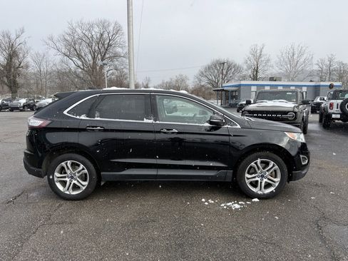 Used 2018 Ford Edge Titanium w/ Equipment Group 301A image 10