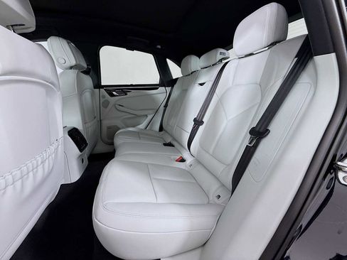 New 2026 Porsche Macan S image 24