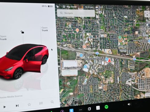 Used 2025 Tesla Model Y Long Range image 20