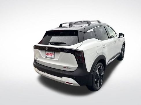 New 2026 Nissan Kicks SR w/ SR Premium Package AWD/4WD image 7