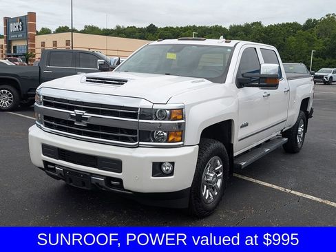 Used 2019 Chevrolet Silverado 3500 High Country w/ Duramax Plus Package AWD/4WD image 4