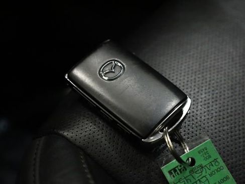 Used 2024 MAZDA CX-30 AWD 2.5 S w/ Premium Package image 34