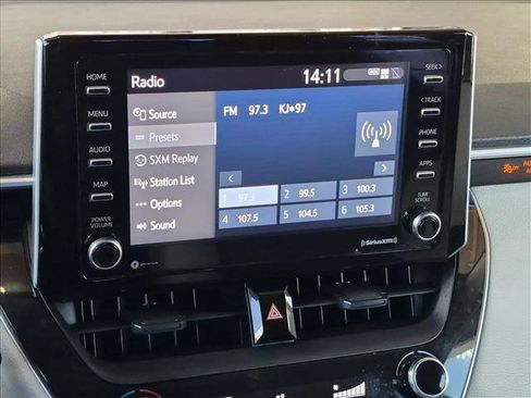 Used 2021 Toyota Corolla LE FWD image 11