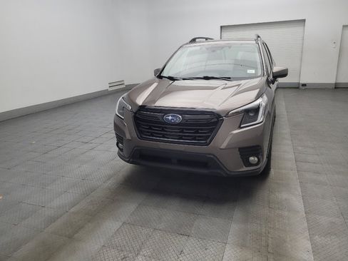 Used 2022 Subaru Forester Premium AWD/4WD image 15