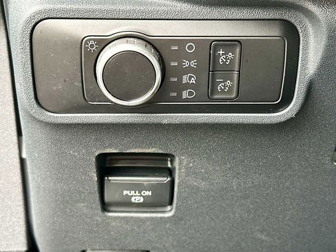 Used 2024 Ford Bronco Everglades AWD/4WD image 23