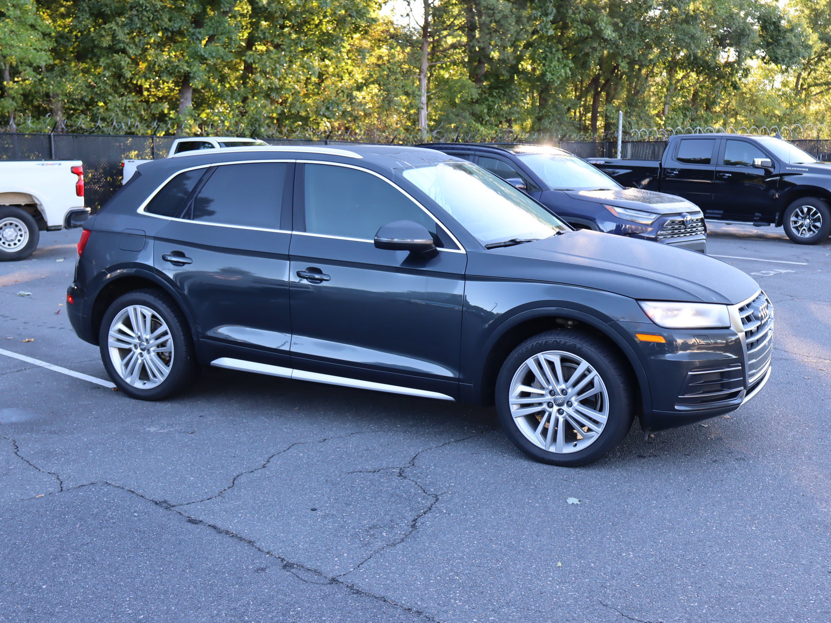Used 2018 Audi Q5 2.0T Premium Plus w/ Premium Plus Package AWD/4WD image 14