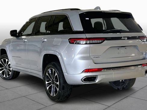 Used 2022 Jeep Grand Cherokee Overland image 12