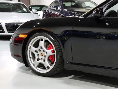 Used 2008 Porsche 911 Cabriolet image 24