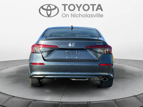 Used 2024 Honda Civic Sport image 4