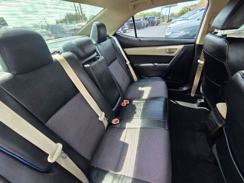 Used 2016 Toyota Corolla LE FWD image 17
