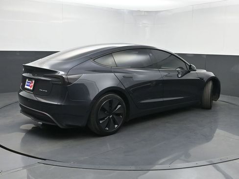 Used 2025 Tesla Model 3 Long Range image 22