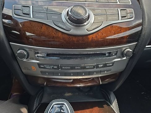 Used 2017 INFINITI QX60 FWD w/ Deluxe Technology Package image 12