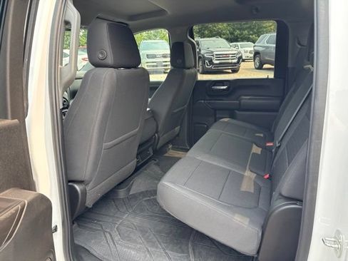 Used 2022 Chevrolet Silverado 2500 LT w/ Fleet Comfort Package AWD/4WD image 18
