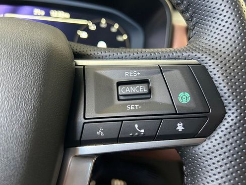 New 2025 Mitsubishi Outlander SEL image 24