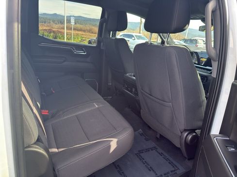 Used 2023 Chevrolet Silverado 1500 LT Trail Boss w/ Protection Package image 19