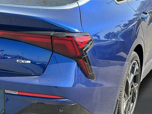 Used 2025 Kia K5 GT-Line w/ GT-Line Premium Package image 9