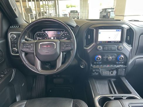 Used 2021 GMC Sierra 1500 AT4 w/ AT4 Premium Package AWD/4WD image 17
