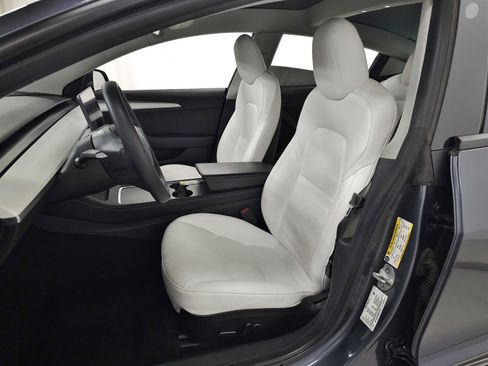 Used 2022 Tesla Model 3 Long Range AWD/4WD image 13