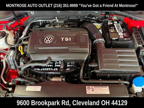 Used 2020 Volkswagen GTI SE image 50