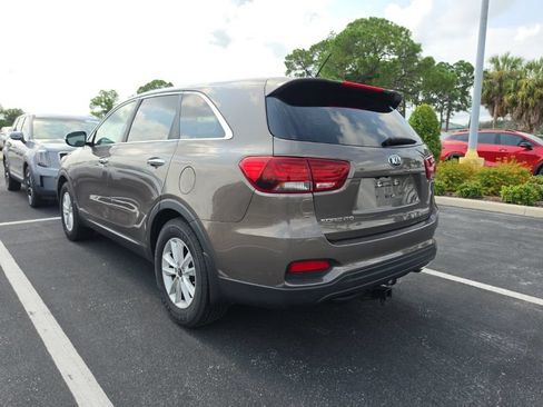 Used 2019 Kia Sorento FWD image 13