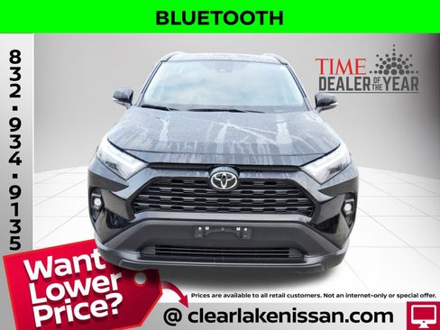 Used 2023 Toyota RAV4 XLE Premium image 2