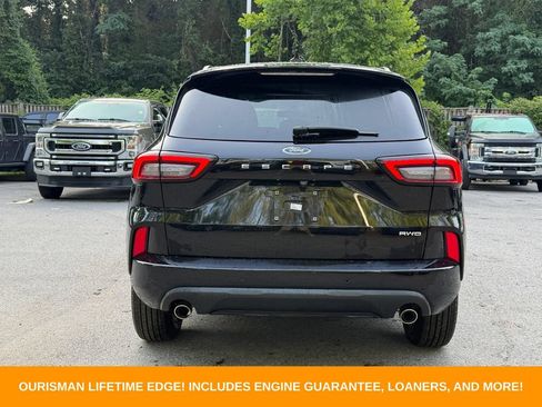 Used 2023 Ford Escape ST-Line w/ Tech Pack #1 AWD/4WD image 7