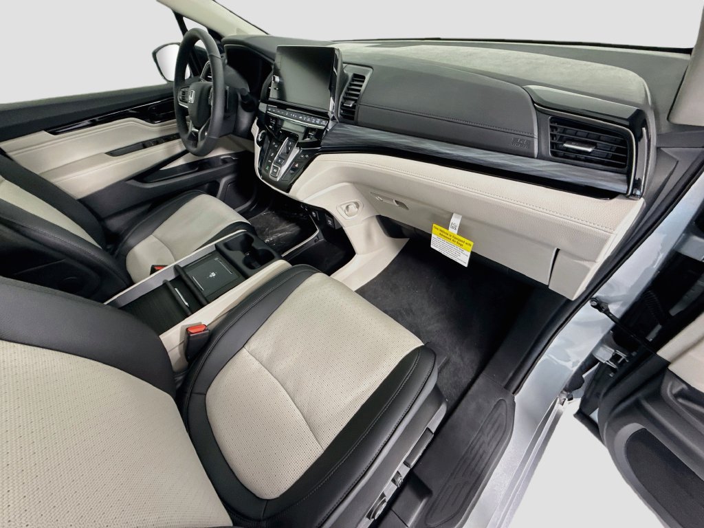 New 2027 Honda Odyssey Elite image 17
