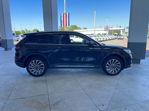 Used 2023 Lincoln Corsair Reserve image 34