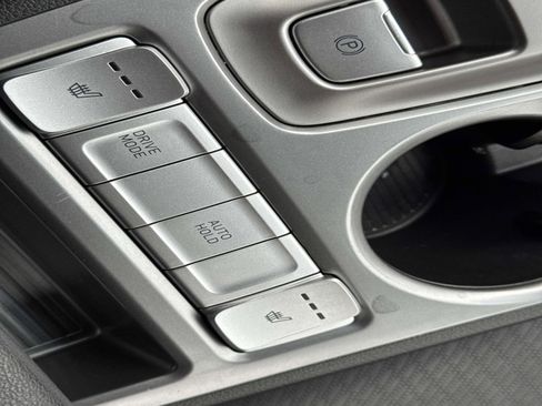 Used 2020 Hyundai Kona Limited image 21