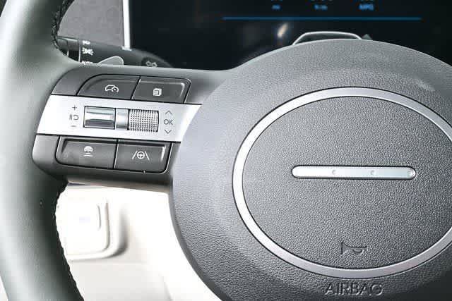 New 2026 Hyundai Tucson Limited FWD image 21
