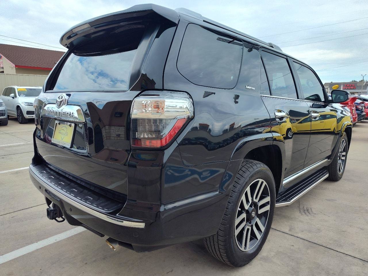 Used 2017 Toyota 4Runner Limited RWD image 4
