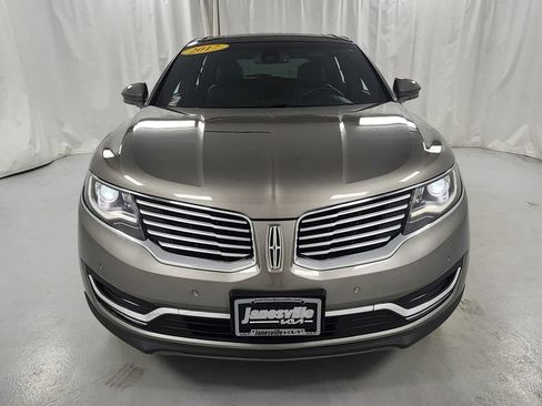 Used 2017 Lincoln MKX Reserve w/ Driver Assistance Package AWD/4WD image 8