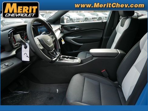 New 2026 Chevrolet Trax RS w/ Driver Confidence Package image 4