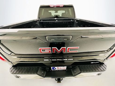 Used 2024 GMC Sierra 1500 SLT w/ X31 Off-Road Package AWD/4WD image 6