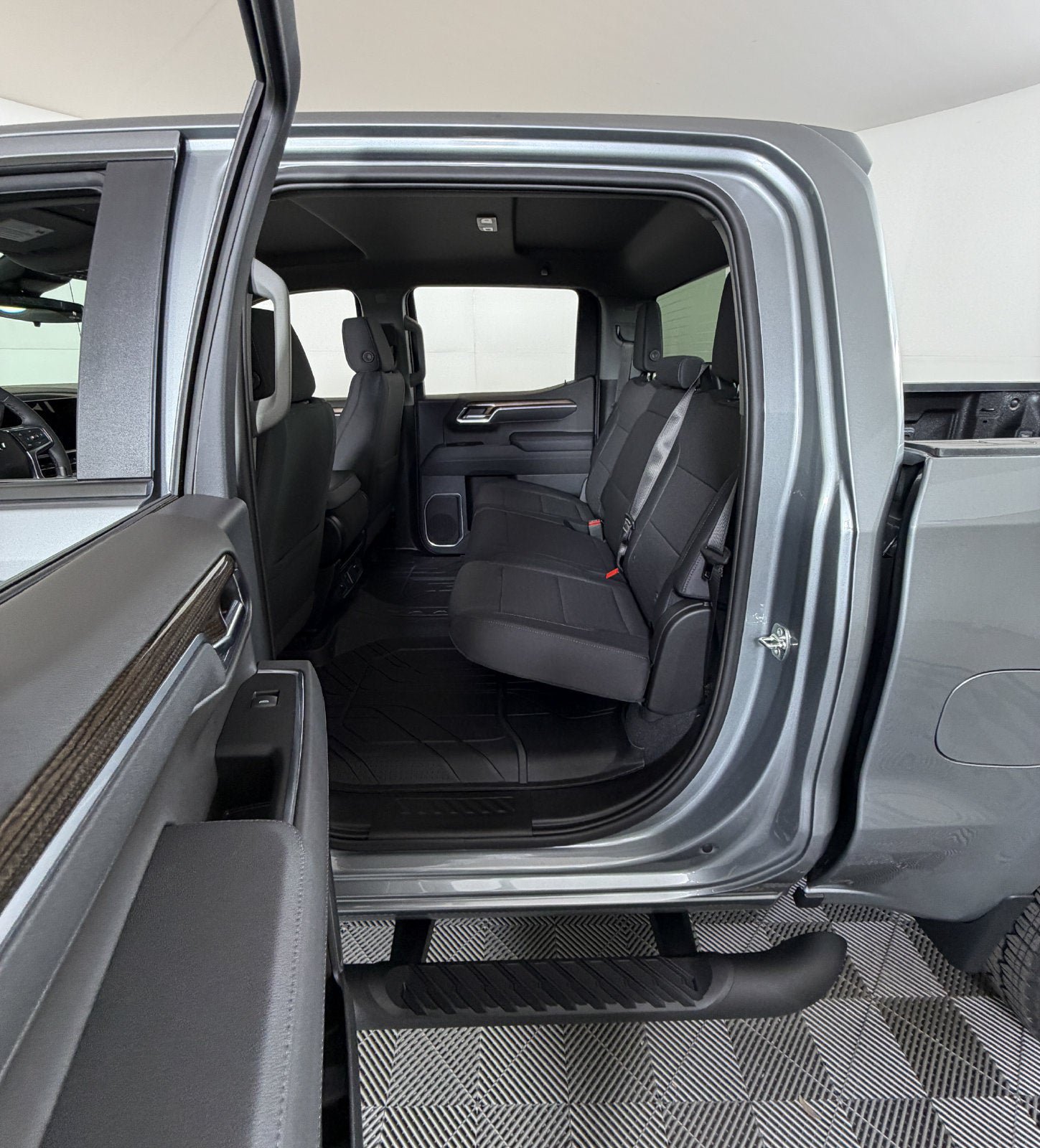 New 2026 Chevrolet Silverado 1500 RST w/ RST Select Package RWD image 7