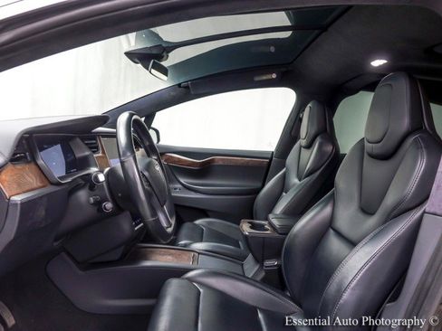 Used 2019 Tesla Model X AWD/4WD image 13