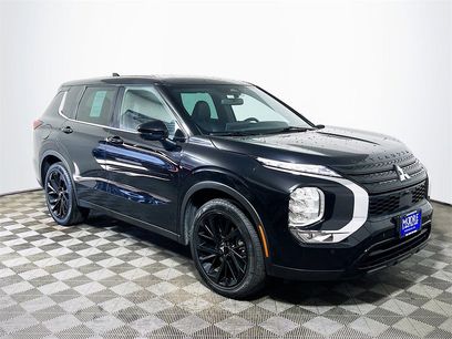 Used 2023 Mitsubishi Outlander SE Black Edition