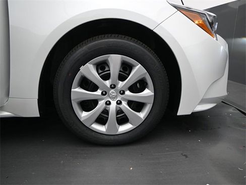 New 2026 Toyota Corolla LE image 16