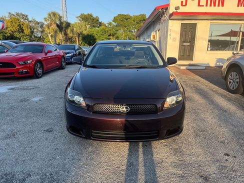 Used 2009 Scion tC image 3