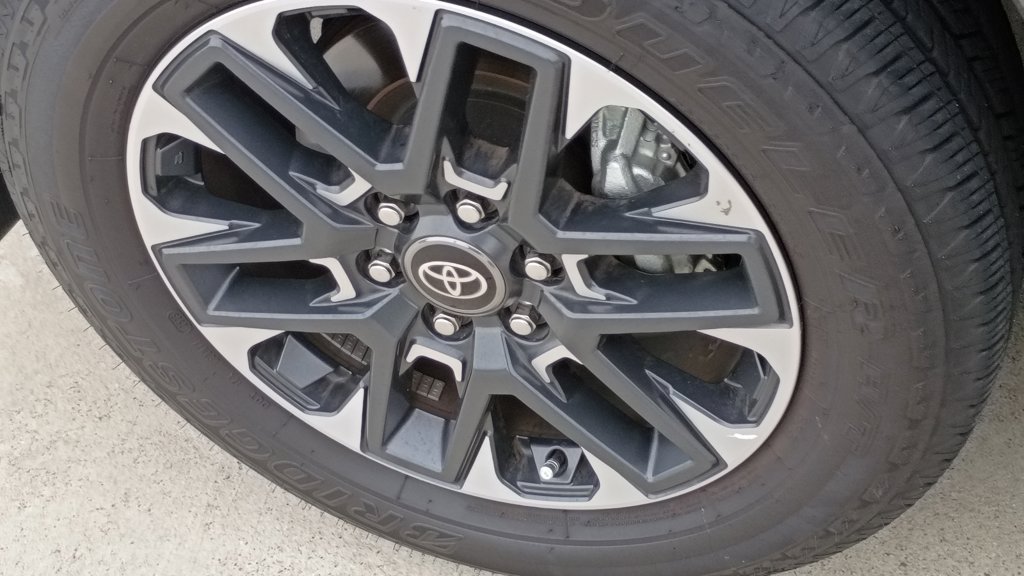 Used 2025 Toyota Sequoia Limited AWD/4WD image 14