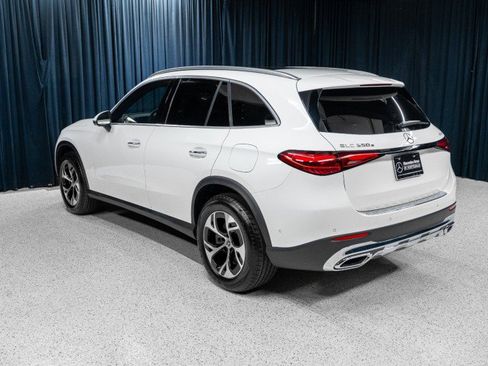 New 2026 Mercedes-Benz GLC 350e 4MATIC image 9