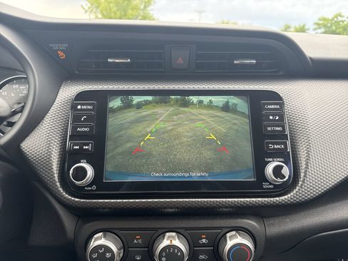 Certified 2024 Nissan Kicks SV FWD image 18
