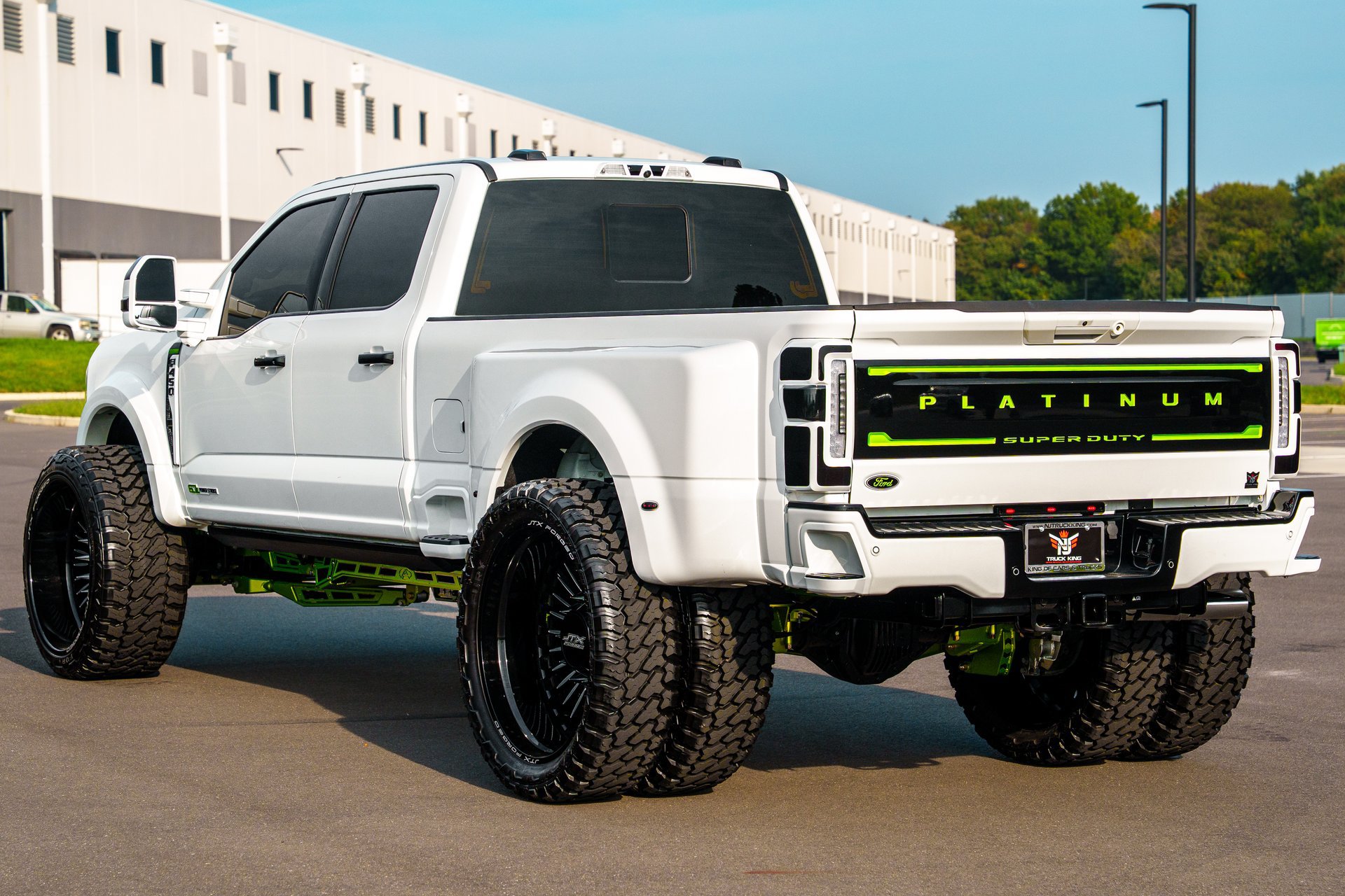 Used 2026 Ford F450 Platinum w/ Platinum Plus Package AWD/4WD image 40