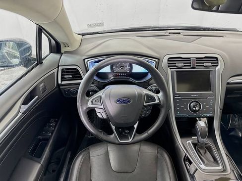 Used 2014 Ford Fusion Titanium image 22